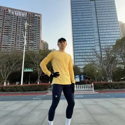 戴宏英